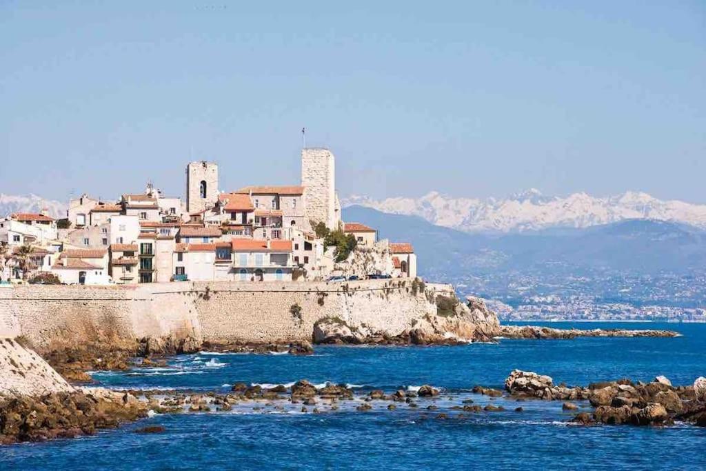 Apartamento Cosy 3 Pieces Vieil Antibes Proche Port Vauban Exterior foto